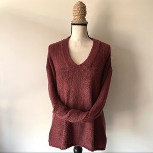 UO Pullover Sweater V-neck Berry Soft